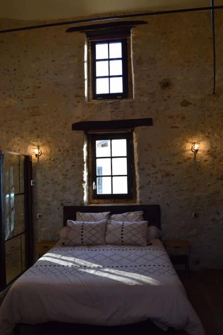 Tour Medievale Fortifiee Entierement Restaure Saint-Sever  Bagian luar foto